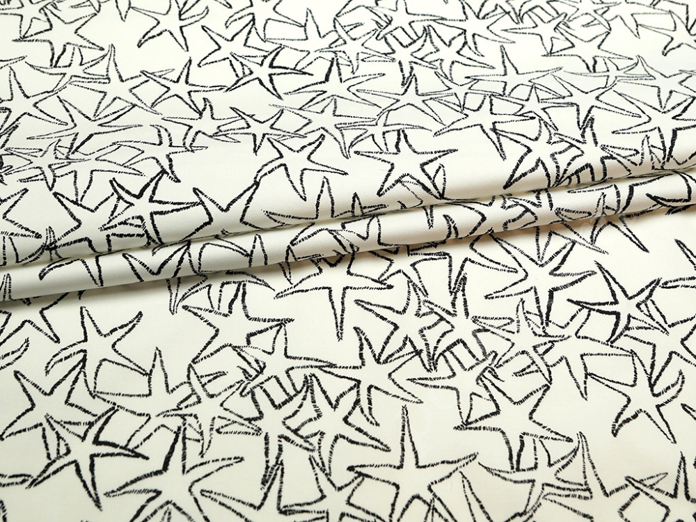 Хлопковая ткань черно-белого цвета с морскими звездами