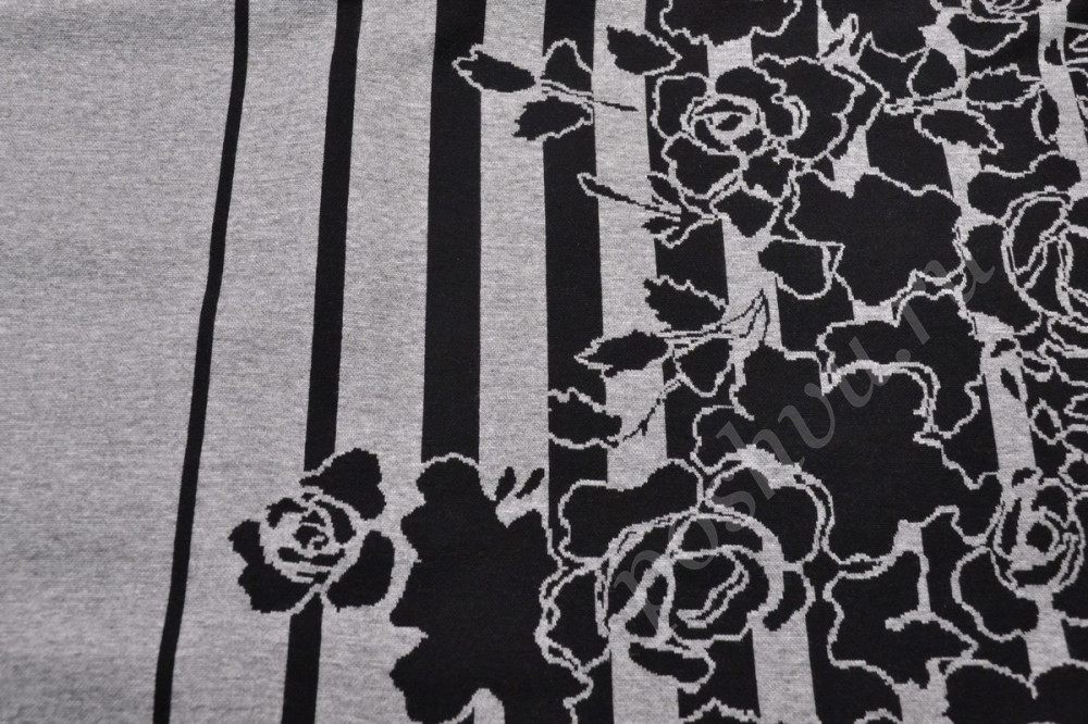 Трикотажная ткань цветочная композиция в черно-серых тонах